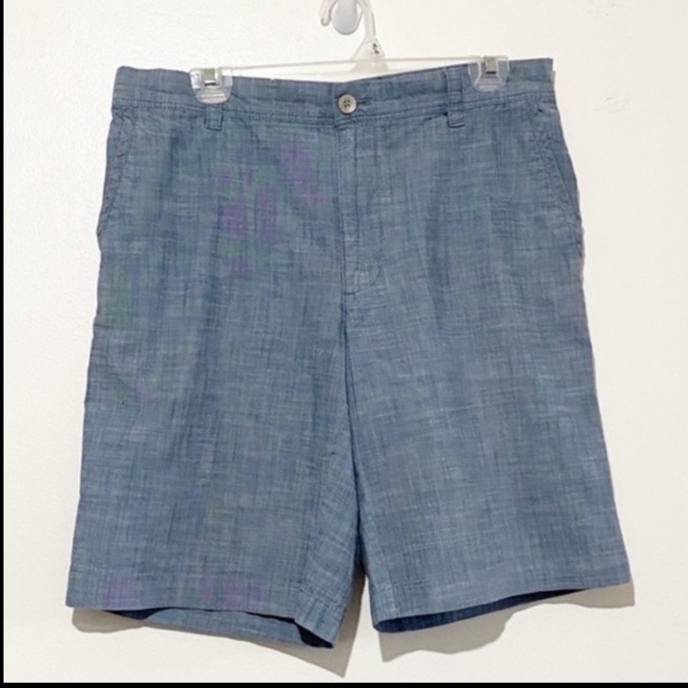 Van Heusen blue golf shorts